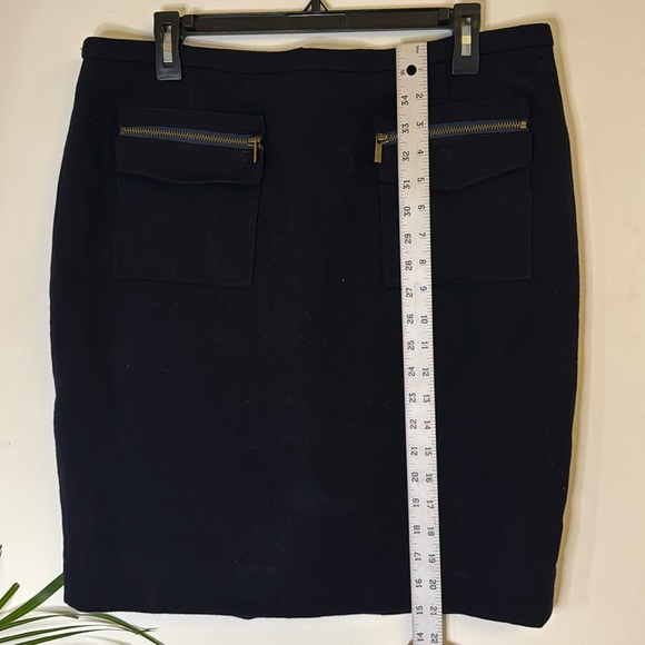 J crew - the pencil skirt - navy blue wool pencil skirt w pockets size 12 - Picture 8 of 9